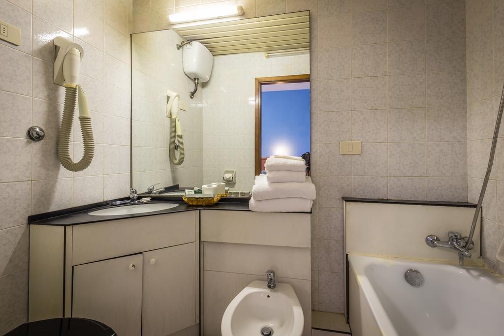 Hotel Real Флоренция Екстериор снимка
